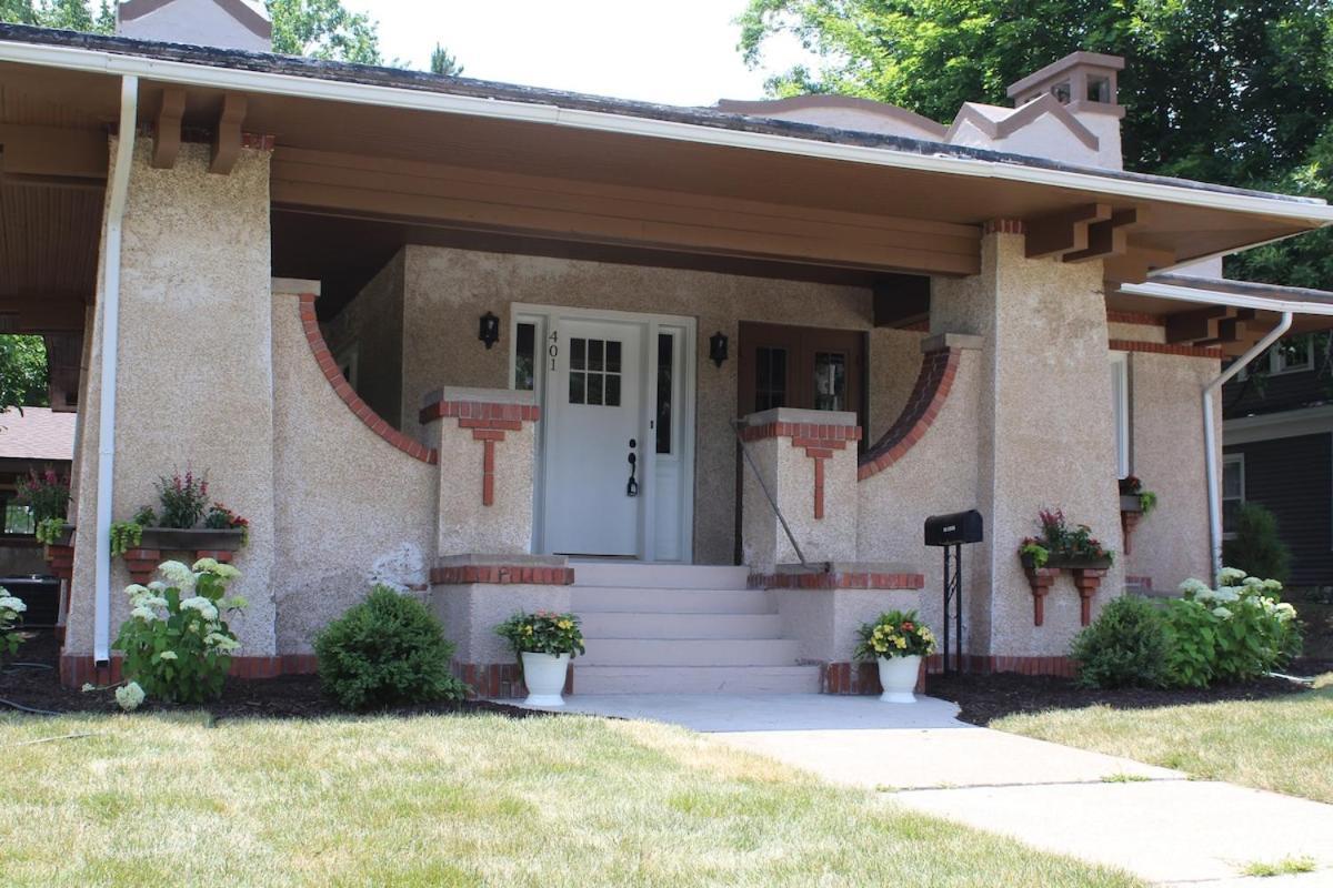 Spanish Charm 4Bed/3Bath Waupaca Exterior photo